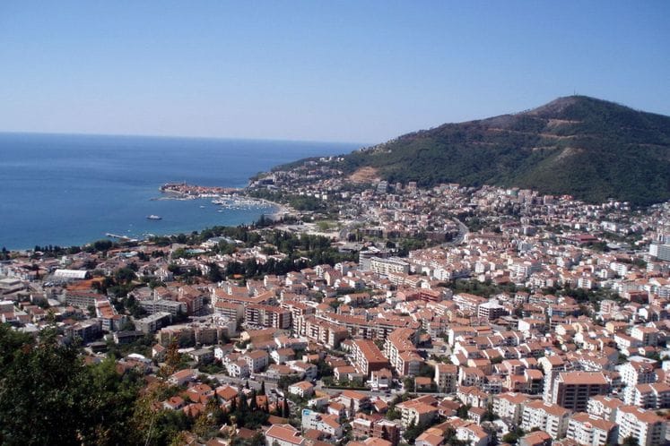 U toku je prikupljanje relevatnih informacija o navodima da se u lokalu „Trokadero“ dogodio incident u kojem je akter bila J.K.