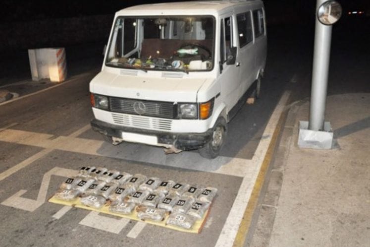 Na graničnom prelazu »Šćepan Polje« zaplijenjeno oko 20 kilograma skanka- osumnjičeni lišen slobode