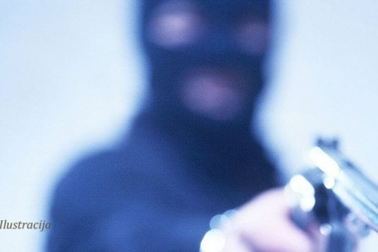 Rasvijetljeno krivično djelo razbojništvo počinjeno juče u Podgorici