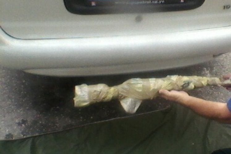 Oduzeto automatsko oružje