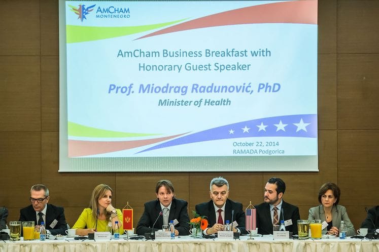 Ministar Radunović na poslovnom doručku kod Američke privredne komore