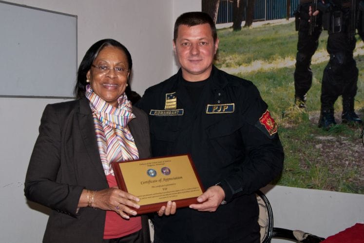 Ambasadorka SAD u Crnoj Gori posjetila Posebnu jedinicu policije