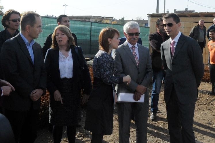 Postavljen kamen temeljac za izgradnju stanova za interno raseljene osobe u naselju Kamp Konik