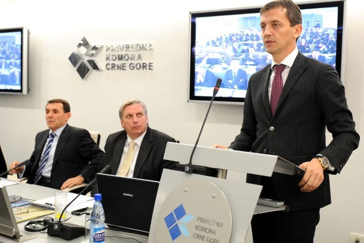 Izlaganje ministra rada i socijalnog staranja mr Predraga Boškovića na sastanku predsjednika Vlade Mila Djukanovića sa privrednicima