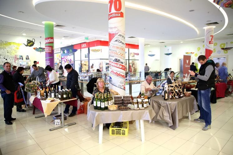 Saopštenje: U Bazaru počeli „Dani vina i maslinovog ulja“