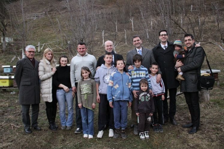 Saopštenje: Predstavnici EU, Dirk Lange i Mitja Drobnič sa ministrom Ivanovićem obišli poljoprivrednike u Bijelom Polju i posjetili kompaniju "Plantaže 13 jul"