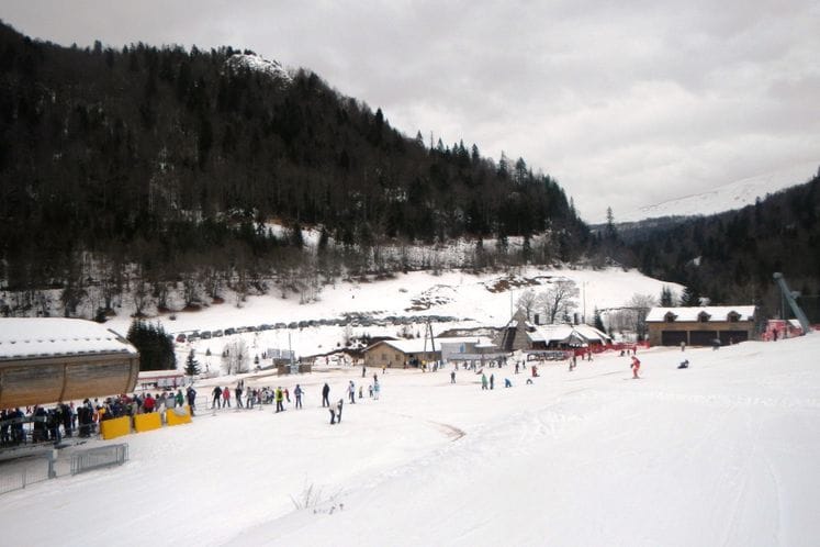 Saopštenje: Ljubitelji aktivnosti na snijegu se ovog vikenda u punom broju vratili u ski centre