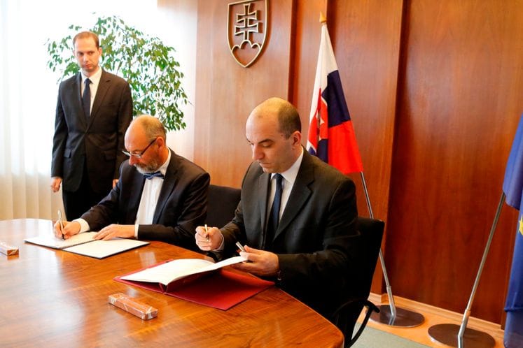 SAOPŠTENJE: Potpisan Sporazum između Vlade Crne Gore i Vlade Republike Slovačke o ekonomskoj saradnji