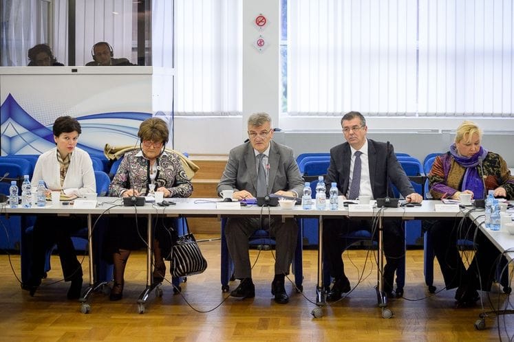 Saopštenje: Održan sastanak ministra Gvozdenovića sa regionalnom direktorkom Svjetske zdravstvene organizacije Žužanom Jakab