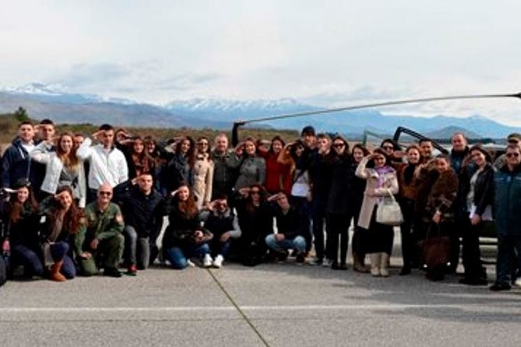 Gimnazijalci posjetili Vazduholovstvo VCG