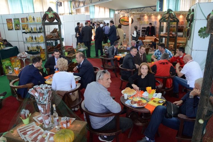 Saopštenje: Pomoćnik ministra za poljoprivredu Danijela Stolica otvorila 40. Sajam hrane u Budvi