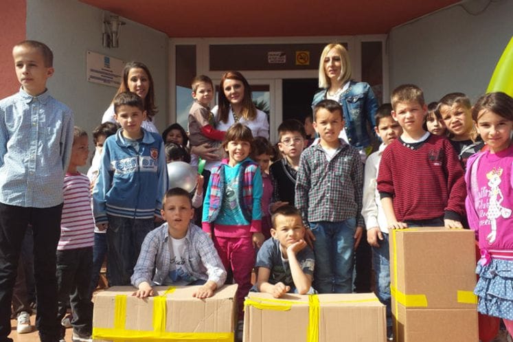 Održana humanitarna akcija "Slatkiš za djecu iz Bijele"