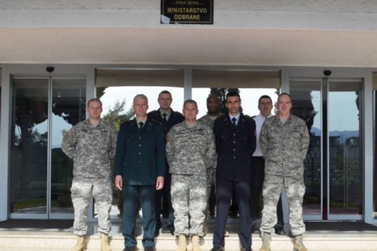 Delegacija Nacionalne garde države Mejn u posjeti Ministarstvu odbrane