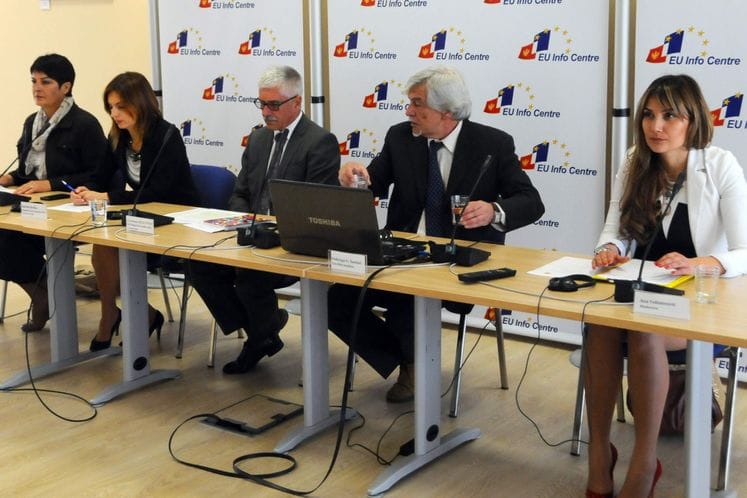 Saopštenje: Ozvaničen početak IPA projekta „Jačanje veterinarskih službi“