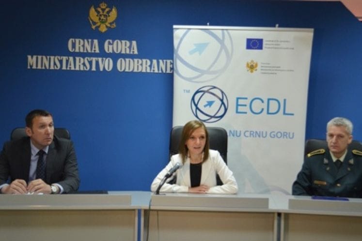 Uručeni ECDL sertifikati pripadnicima Ministarstva odbrane i Vojske Crne Gore
