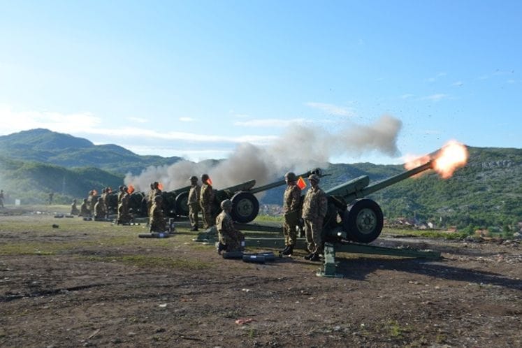Počasna paljba na Cetinju povodom 21.maja - Dana nezavisnosti
