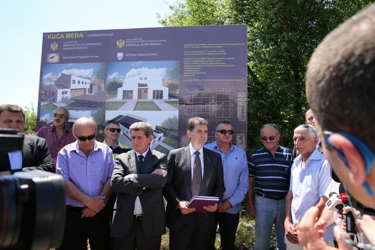 Saopštenje: Ministar Ivanović i predsjednik Opštine Danilovgrad obišli lokaciju za Kuću meda