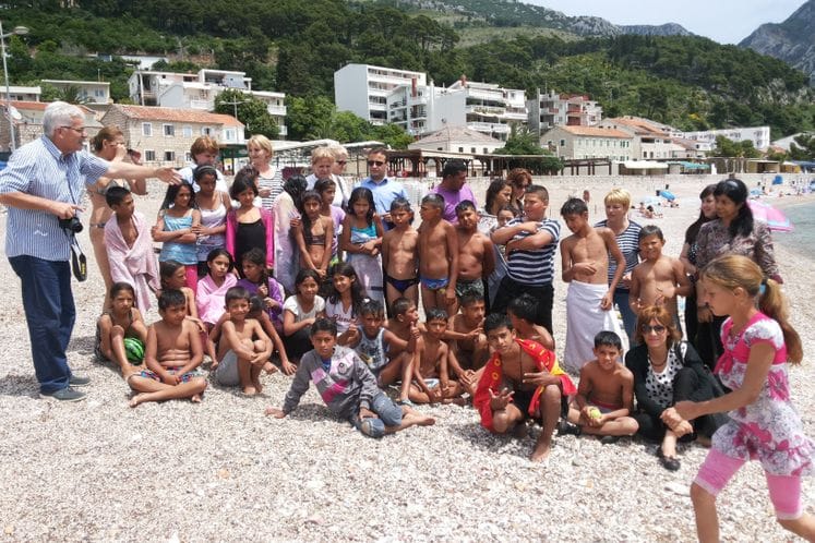 Posjeta djeci romske i egipćanske populacije u školi u prirodi