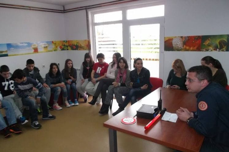 U Cetinju održano predavanje o bezbjednosti u saobraćaju