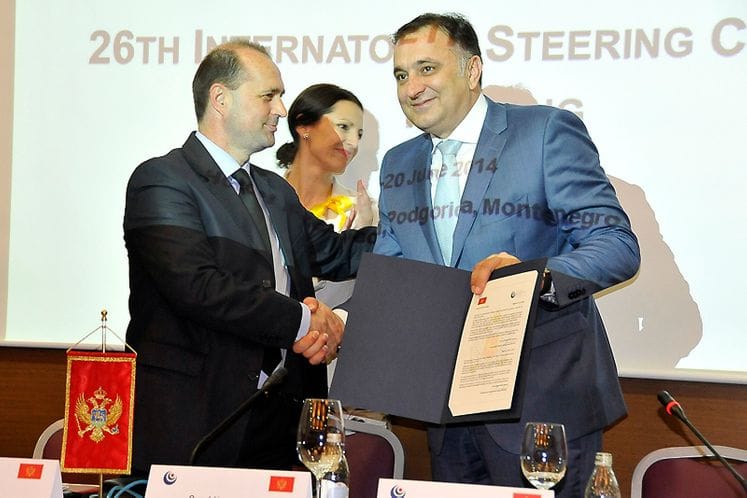 Crna Gora predala Bosni i Hercegovini predsjedavanje Dekadom inkluzije Roma 2005-2015.