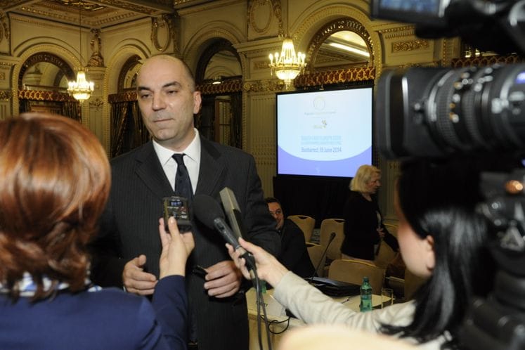 Saopštenje: Ministar Kavarić učestvovao na Prvom godišnjem sastanku Upravnog odbora Strategije JIE 2020 održanom u Bukureštu