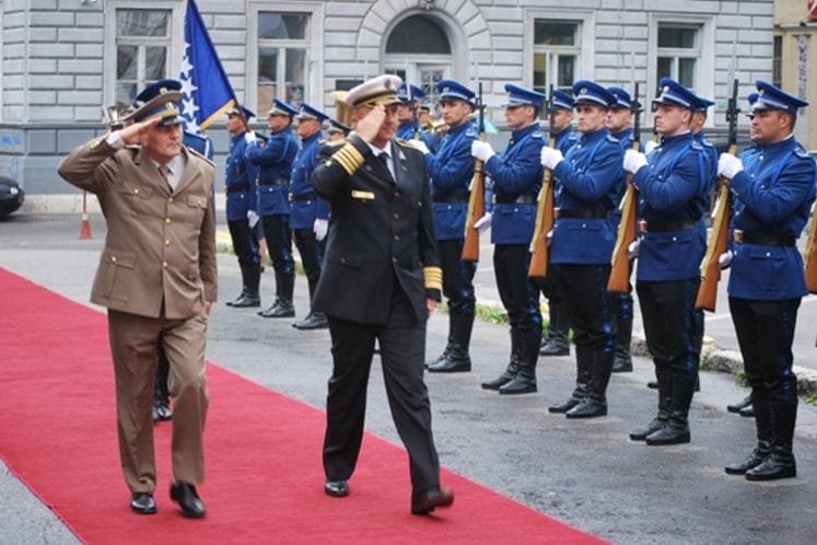 Admiral Samardžić u zvaničnoj posjeti Oružanim snagama BiH