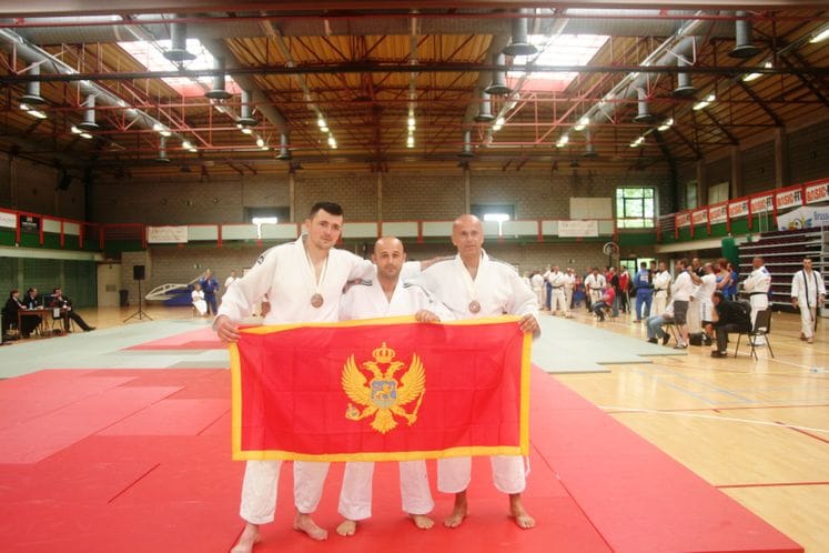 Policijski službenici uspješno učestvovali na međunarodnom sportskom takmičenju u Briselu „European Police & Fire Games”