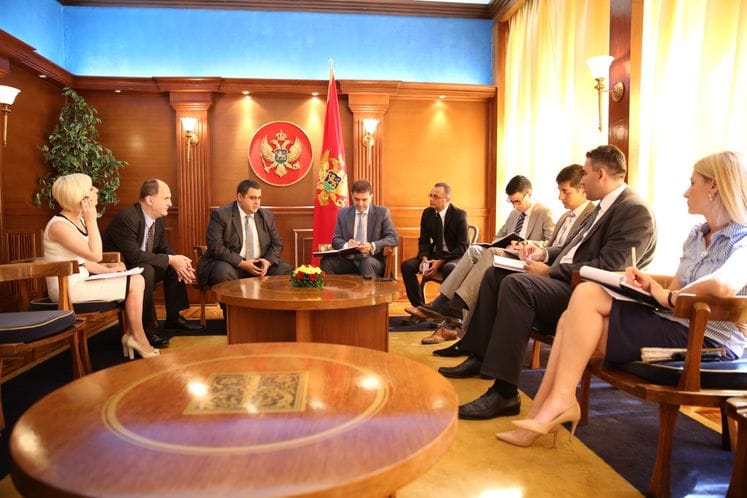 Saopštenje: Ministar Ivanović razgovarao sa ministrom poljoprivrede Gruzije Salvom Pipijem (Shalva Pipia) o saradnji dvije zemlje u ovoj oblasti