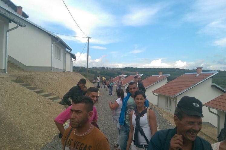 NAJAVA: Dodjela ključeva raseljenim porodicama koje su se vratile na Kosovo