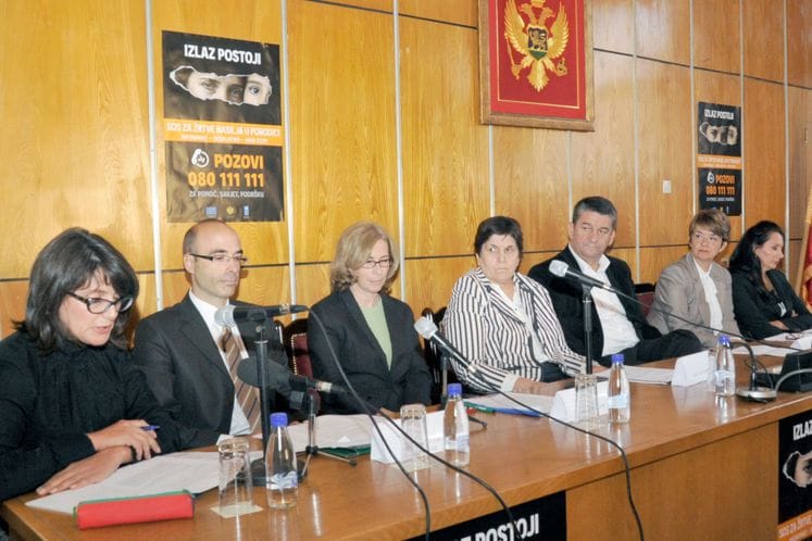 Održana konferencija za medije povodom uspostavljanja jedinstvene SOS linije za žrtve nasilja u porodici