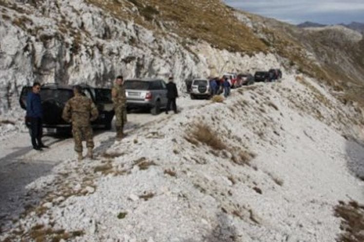 Pešić sa Ivanovićem i Stijepovićem obišao radove Inžinjerijske čete u Kučima