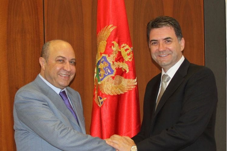 Saopštenje: Susret ministra Ivanovića i ambasadora Azerbejdžana Eldara Hasanova