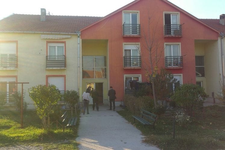 SAOPŠTENJE MINISTARSTVA RADA I SOCIJALNOG STARANJA U VEZI RJEŠAVANJA STAMBENOG PITANJA PORODICE NIKOLIĆ RADOJICE IZ NIKŠIĆA: