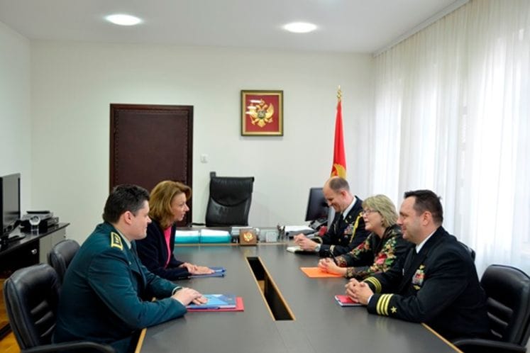 Ministar odbrane Pejanovic Đurišić sastala se sa ambasadorkom SAD Margaret Ujehara