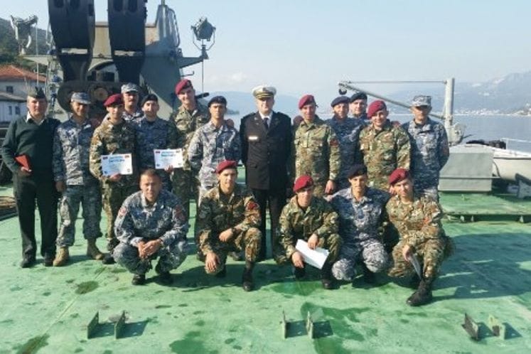 Pripadnici ronilačkog sastava OS Republike Makedonije završili obuku u Crnoj Gori