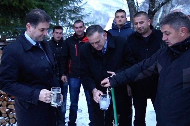 Otvoren vodovod u šavničkom selu Bijela, zaseoku Podgradina