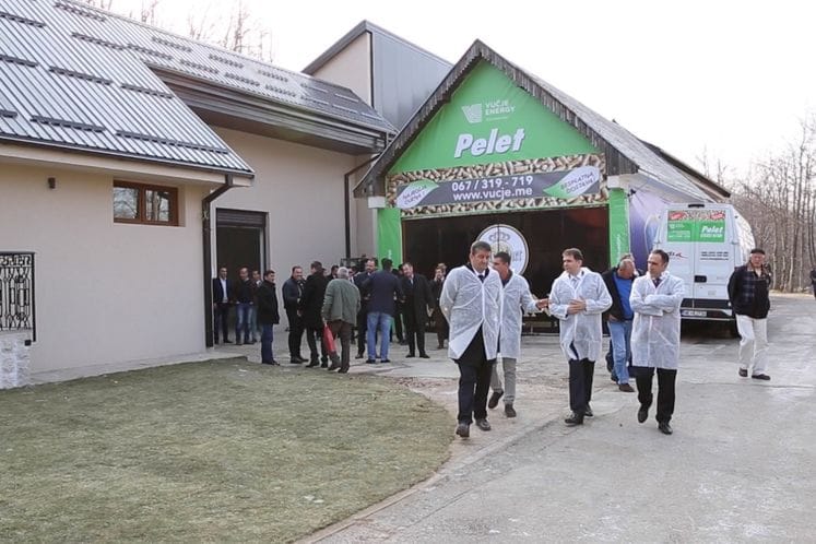 Ministar Ivanović svečano otvorio fabriku peleta na Vučju