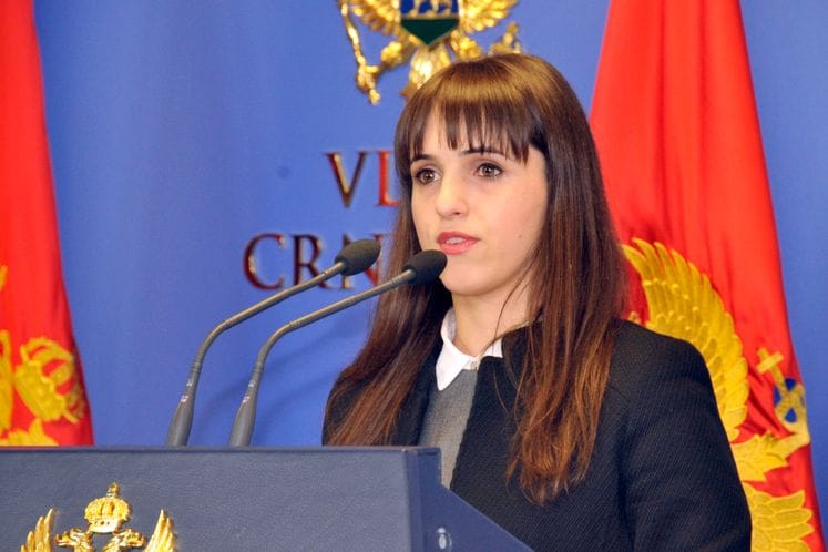 Vlada donijela Odluku o utvrđivanju godišnjeg broja dozvola za privremeni boravak i rad stranaca za 2016. godinu