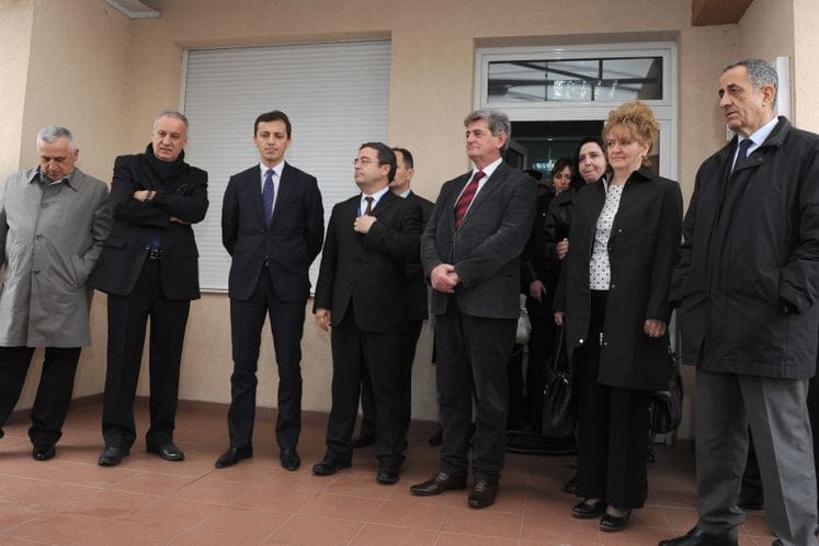 Ministar Bošković i predstavnik UNHCR-a Čajlan posjetili Centar za tražioce azila