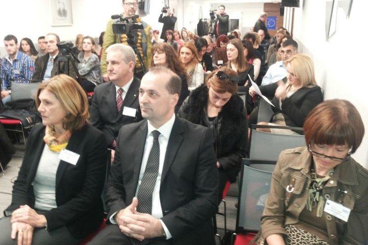 SAOPŠTENJE: Održana radionica “Bezbjednost pacijenta - Infekcije povezane sa zdravstvenom zaštitom (HCAI)”