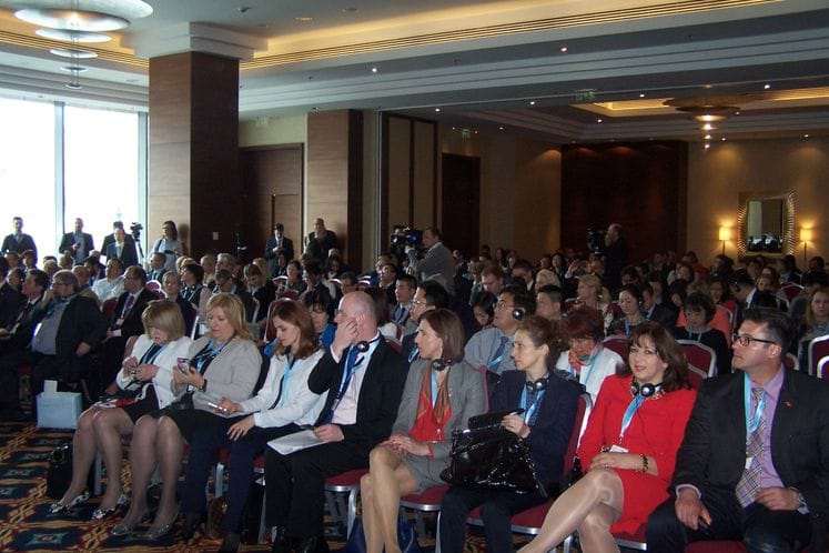 Saopštenje: U Budimpešti svečano proglašena godina promocije turizma u okviru Inicijative za saradnju 16 država Centralne i Istočne Evrope i Kine i održana poslovna radionica sa kineskim turoperatorima