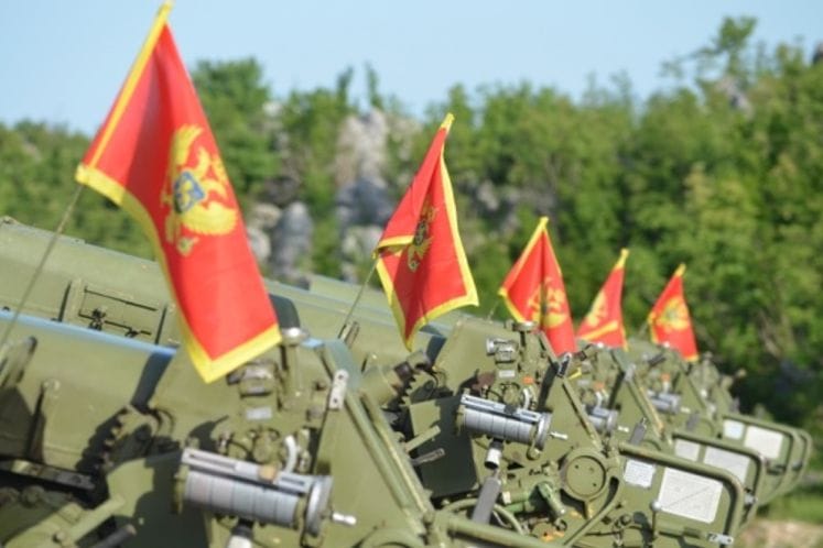 Počasna paljba povodom 21. maja – Dana nezavisnosti