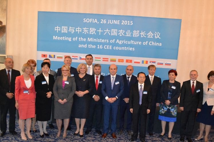 Saopštenje: Na skupu u Sofiji osnovana Asocijacija za promociju saradnje u oblasti poljoprivrede između Kine i zemalja centralne i istočne Evrope