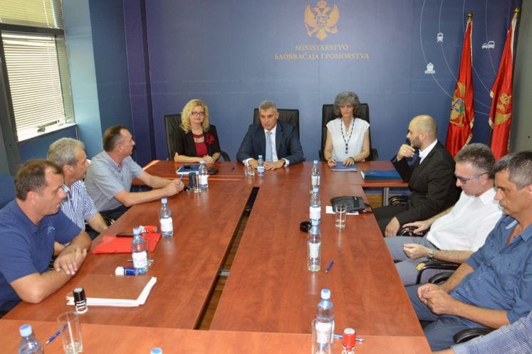 Saopštenje: Potpisivanje Ugovora za obavljanje poslova homologacije tipa vozila i pojedinačne homologacije motornih vozila