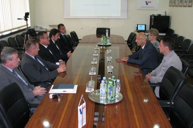 Saopštenje: U Zagrebu potpisan Sporazum o saradnji JU Specijalističke veterinarske laboratorije i Hrvatskog veterinarskog instituta