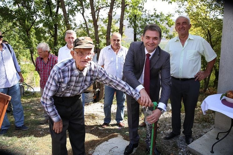 Saopštenje: Ministar Ivanović otvorio vodovod za sela Liša, Nikolići, Brajalovica i Brijeg u Piperima