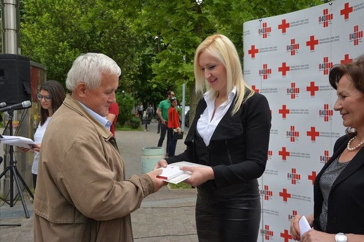Obraćanje sekretarke Nine Milović na svečanosti povodom obilježavanja 11.maja- Dana dobrovoljnih davalaca krvi u Crnoj Gori