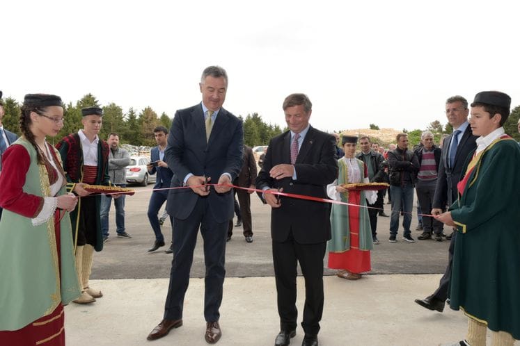 Predsjednik Vlade Crne Gore i ministar vanjskih poslova Slovenije otvorili Reciklažni centar na Žabljaku