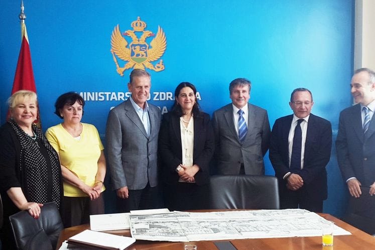 SAOPŠTENJE: Ministar Šegrt razgovarao sa ambasadorom Republike Italije NJ.E. Vinćencom Del Monakom sa saradnicima i predstavnicima Ministarstva zdravlja Republike Italije