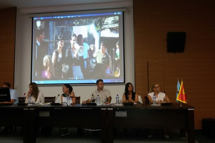 Na važnost zaštite od nasilja u porodici i maloljetničkih prisilnih brakova među romskom populacijom ukazano i u Tivtu